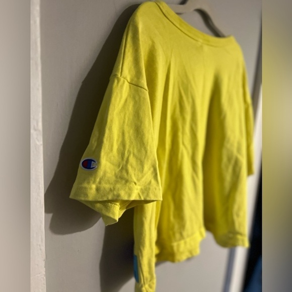 Champion Cropped T-Shirt with Sherpa Feel Patches - Small in Vibrant Neon Yellow - Picture 7 of 7
